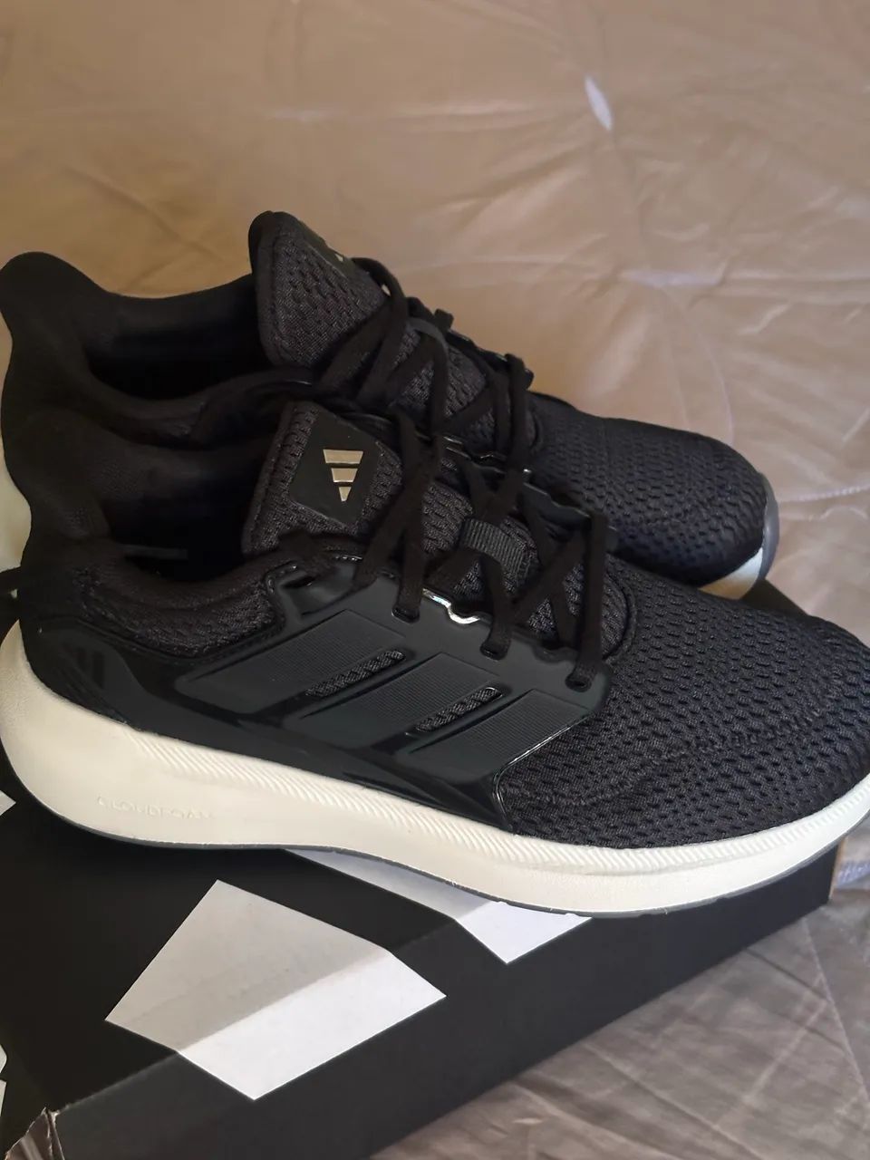 Tênis adidas novo com nota  - Foto 2