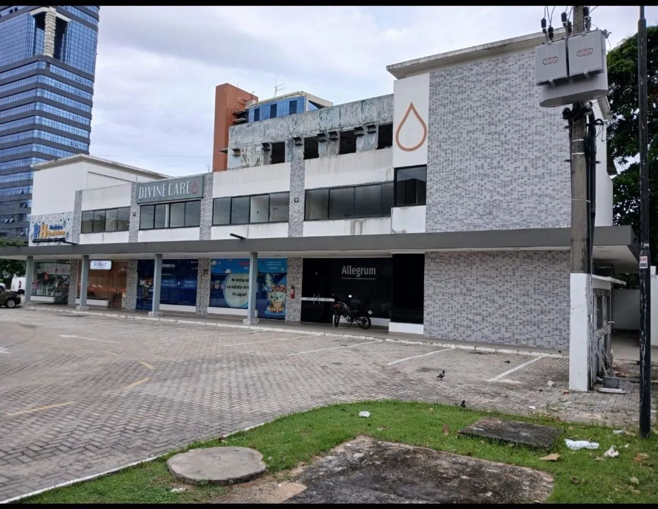 Alugo espaço na Djalma batista