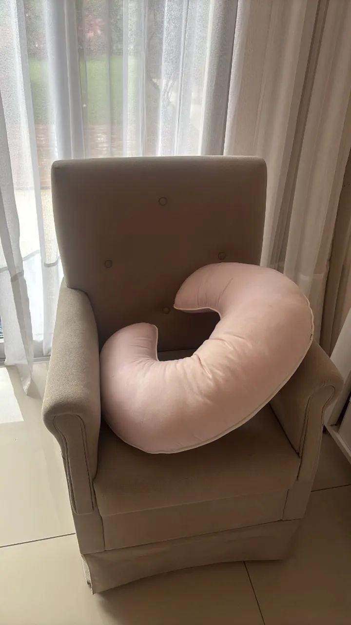 Cadeira e almofada de amamentar  - Foto 3
