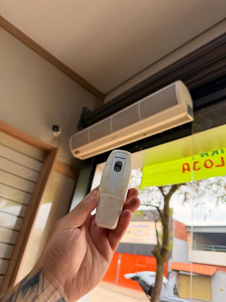 Cortina de Ar Springer com Controle Remoto - Funcionando Perfeitamente - Foto 3