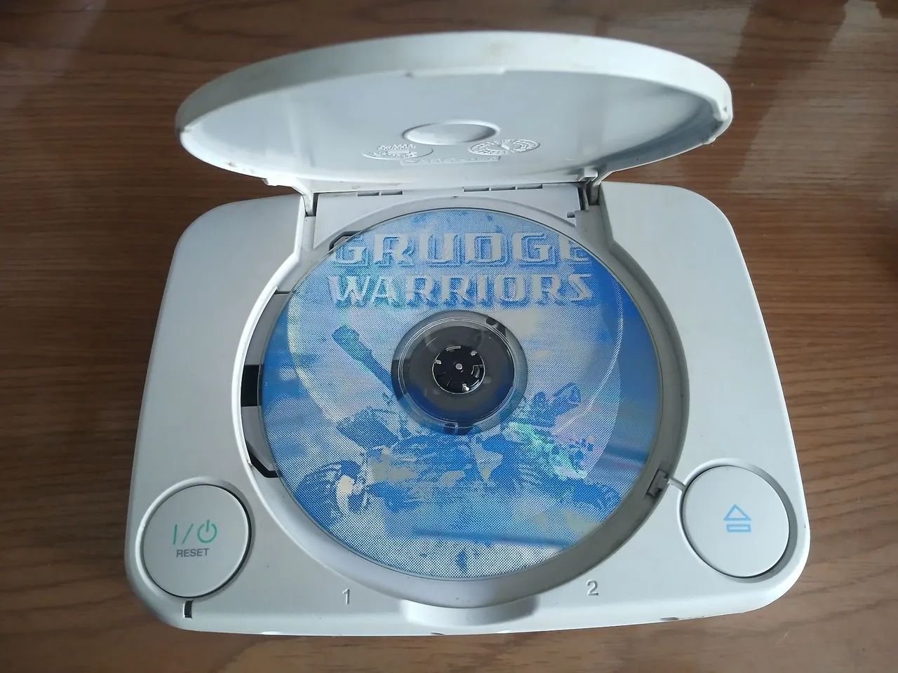 PLAYSTATION 1 COMPLETO COM JOGO - Foto 2