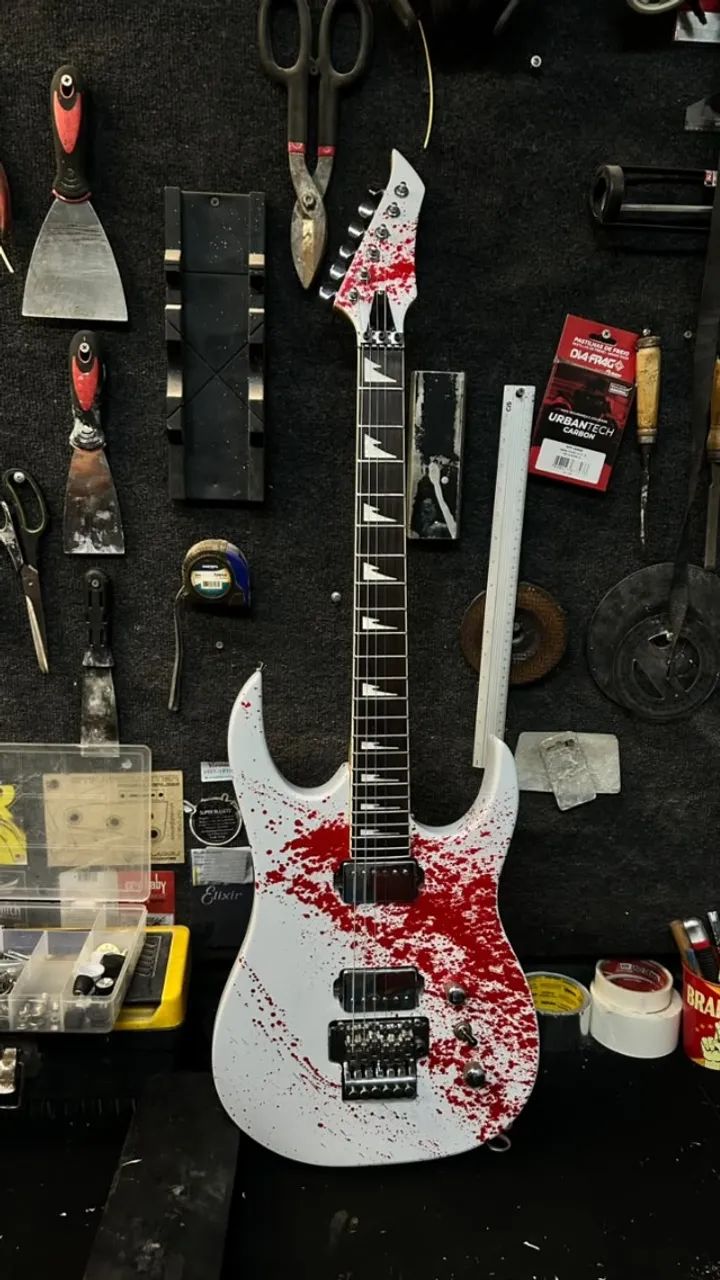 Guitarra Rara