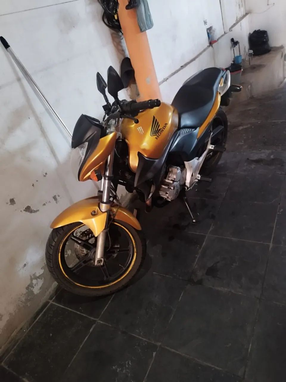 CB300R - Foto 3