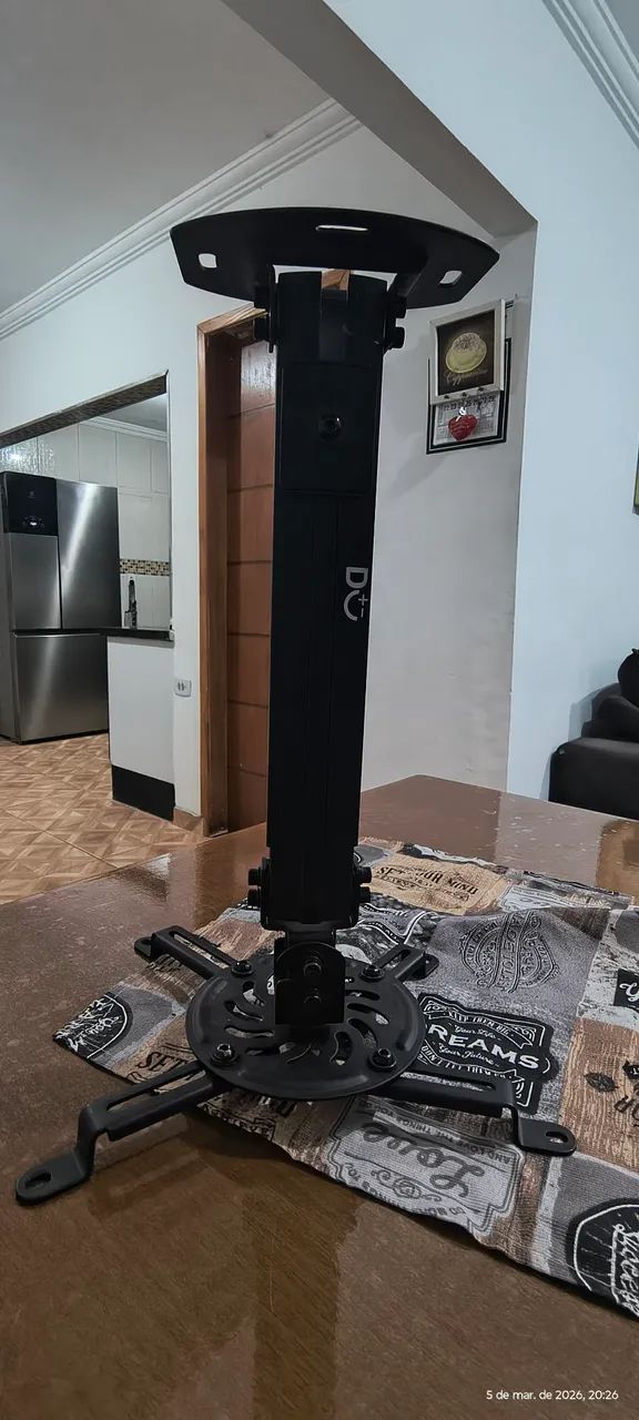 Suporte projetor 