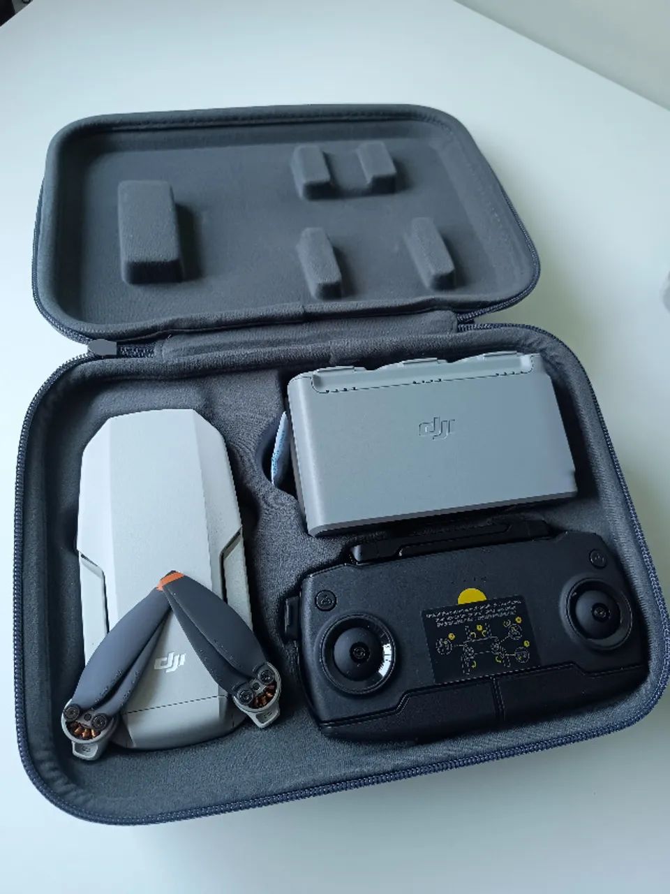 Drone DJI Mini SE Fly More Combo - Usado (Excelente estado)