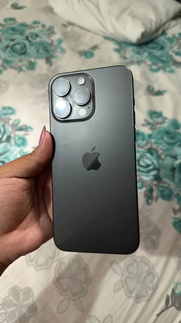 Vendo iphone 15 pro max 256 GB - Foto 3
