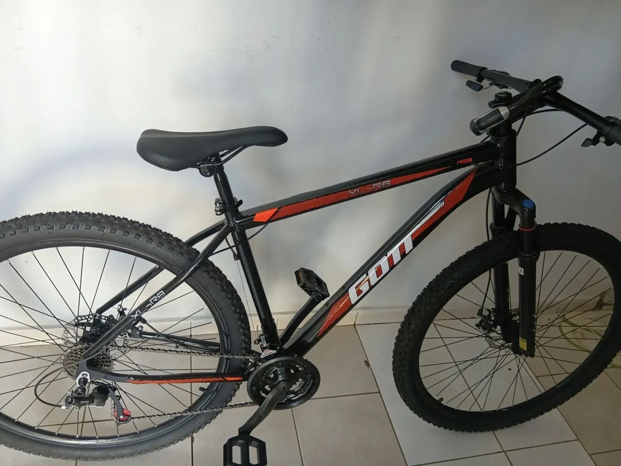  Bicicleta Aro 29 - XL-R8<br>