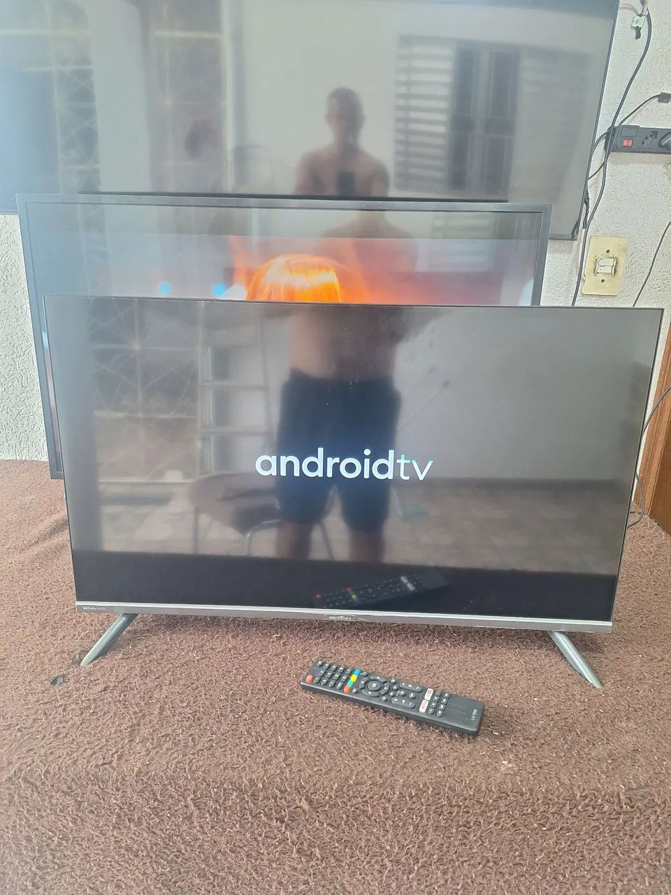 TV SMART ANDROID PHILCO BRITANIA,  32 POLEGADAS ESTADO DE NOVA ACEITO CARTÃO DE CRÉDITO  - Foto 2