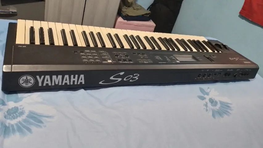 TECLADO YAMAHA S03  - Foto 4