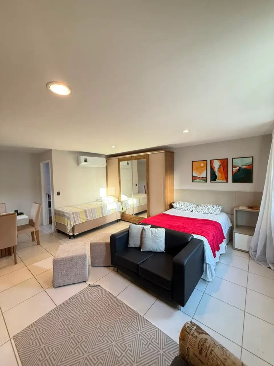 Vendo Apto Studio Mobiliado a 50 m da Praia - Foto 2