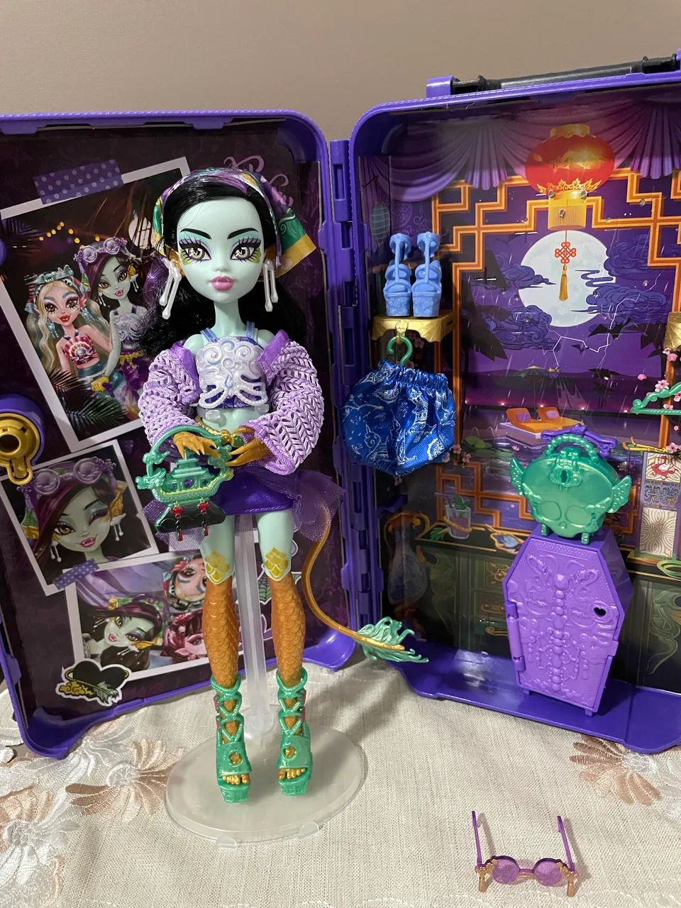 Boneca Monster High Skulltimate Secrets Gore-Geous Oasis Jinafire - Foto 3