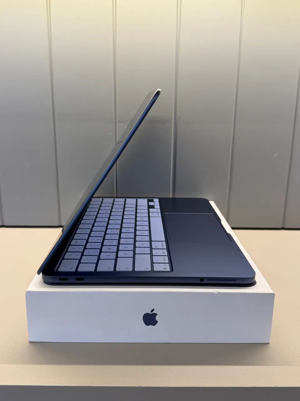 MacBook Neo 256ssd 8gb 100% apenas 1 mês de uso | Loja Física