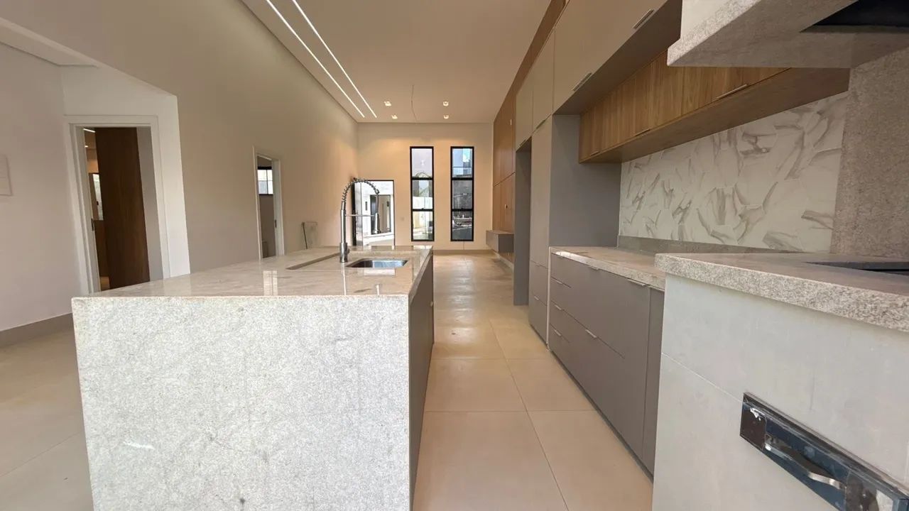 CASA A VENDA EM ARNIQUEIRAS COM MOVEIS PLANEJADOS TODOS AMBIENTES  - Foto 6