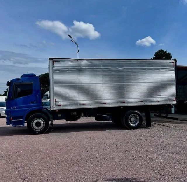 mb atego 1418 4x2 2006 baú 6,8m - Foto 6