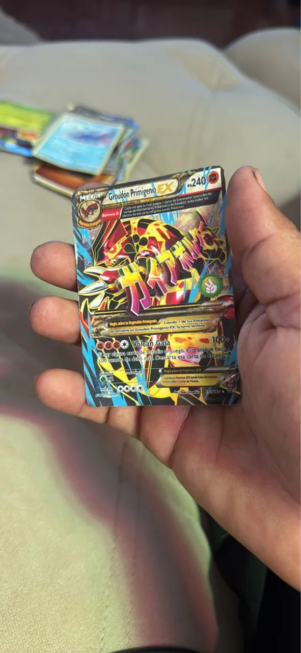 Vendo essa carta rara Pokémon  - Foto 2