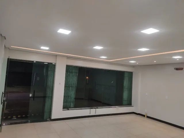EXCELENTE LOJA COM VITRINE COM 40M2 - Foto 4