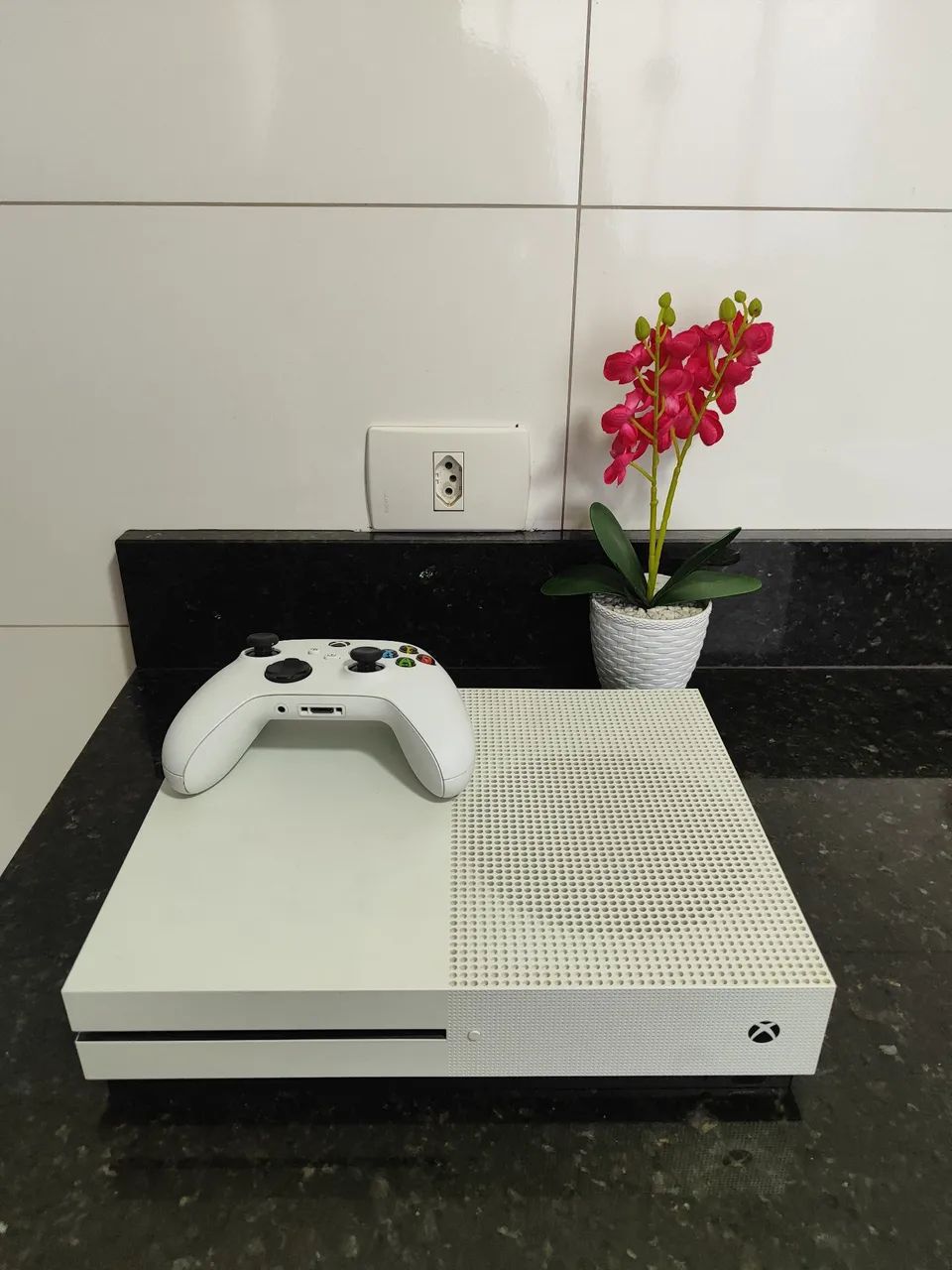 XBOX ONE S 1TB  - Foto 4