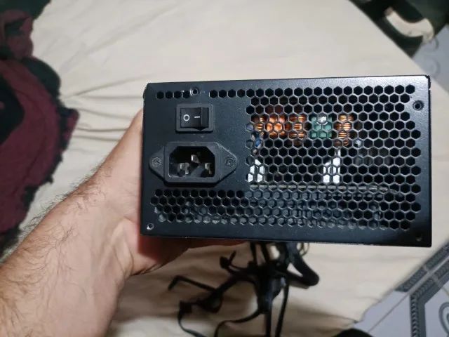 Fonte sharkoon shp 600w 80 plus bronze - Foto 2