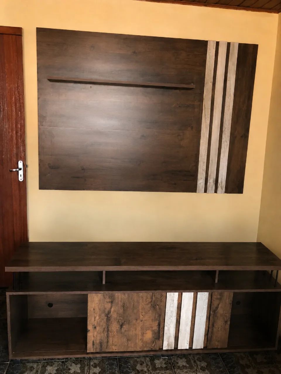 Jogo de painel e rack 