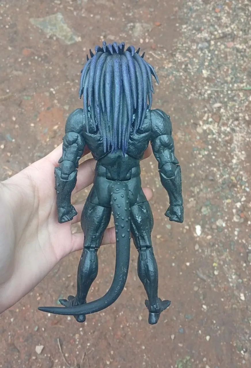 Boneco Marvel legends coração negro custom - Foto 4