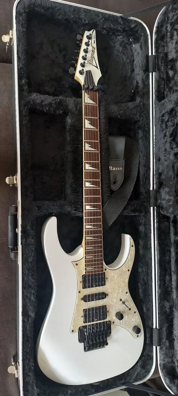 ibanez RG350DXZ ゼロポイントシステム搭載 Ibanez RG350DXZ-WH ｜イケベ楽器店オンラインストア
