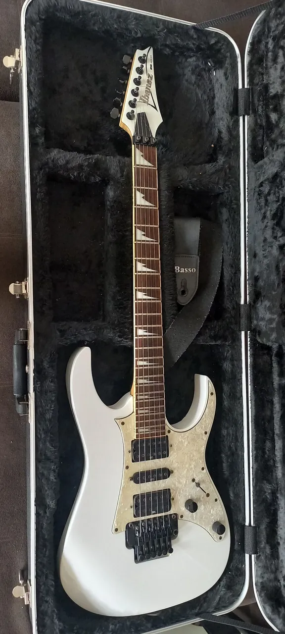 Guitarra Ibanez Paul Gilbert Signature PGM30 Japan 2001 White