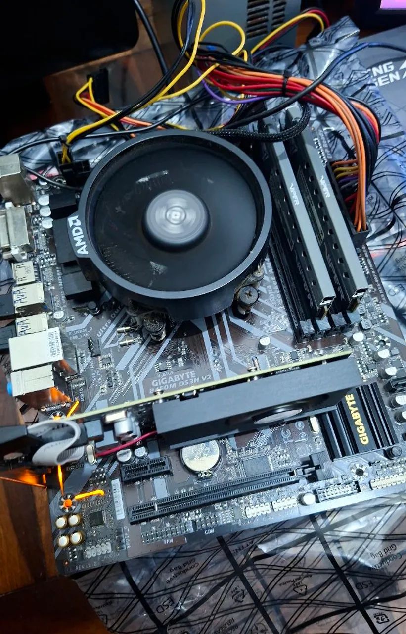 Kit upgrade AMD Ryzen 5 3600 + Gigabyte B450M RGB + 16GB RAM DDR4