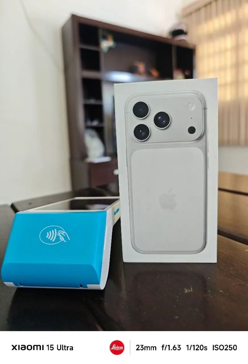 IPHONE 17 PRO LACRADO SILVER 256GB ACEITO TROCA E CARTÃO ATÉ 18X E OLX PAY.