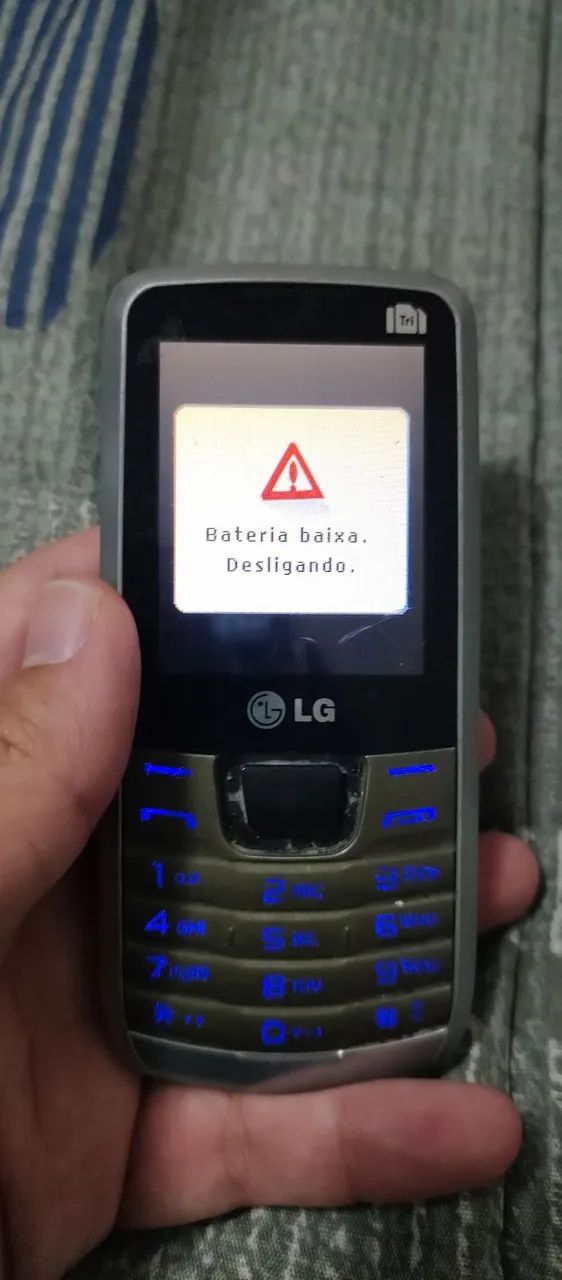 Celular lg tri chip funcionando  - Foto 2