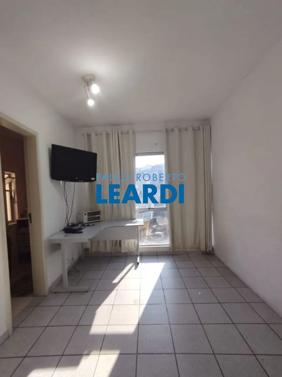 COMERCIAL - TRINDADE - SC