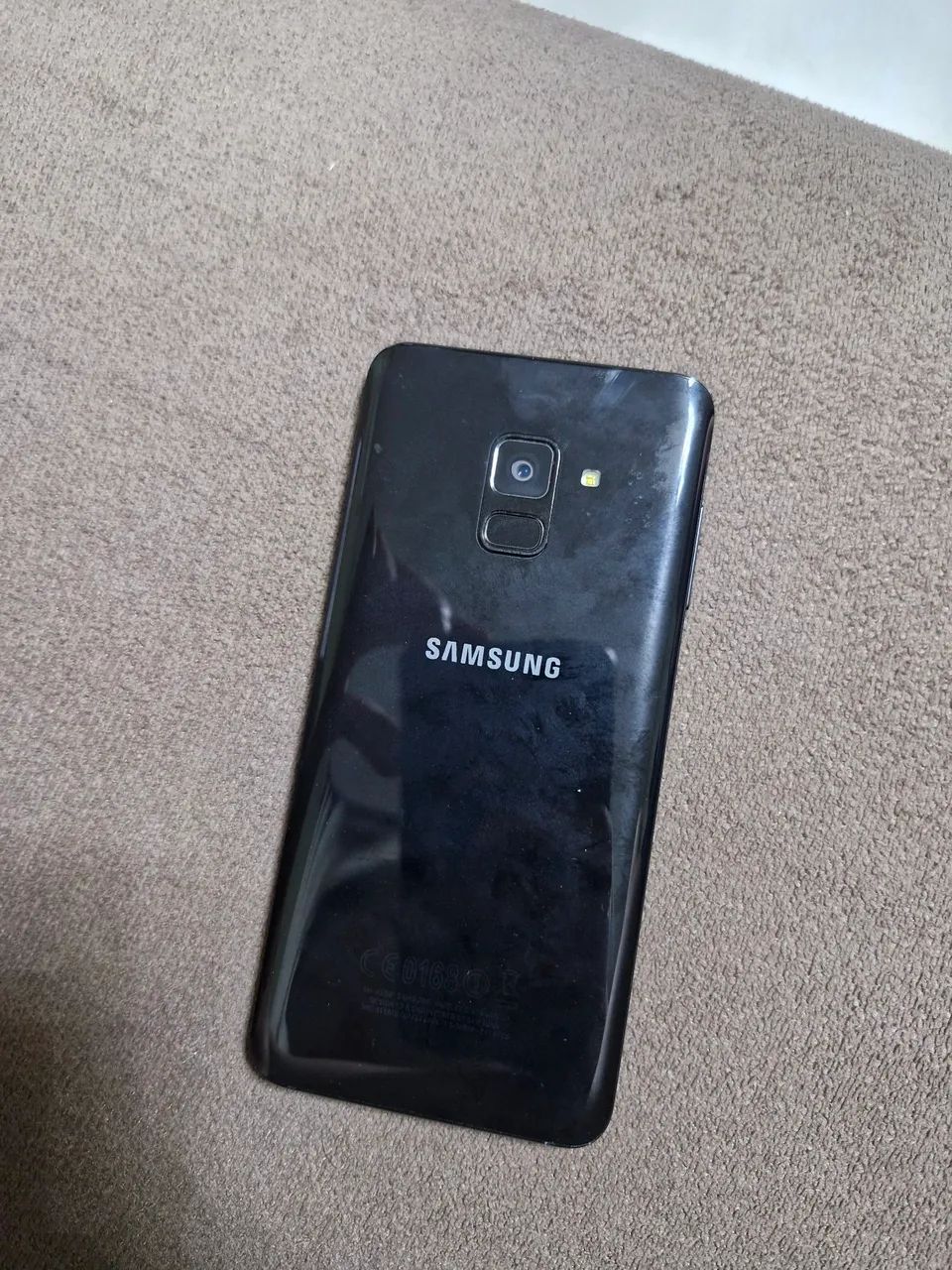 Samsung galaxy A8 - Foto 2