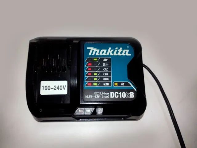Combo Parafusadeira/furadeira Df333d + Td110d + Maleta - Foto 4