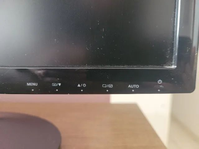 monitor led Samsung Syncmaster SA300 18,5 polegadas - Foto 3
