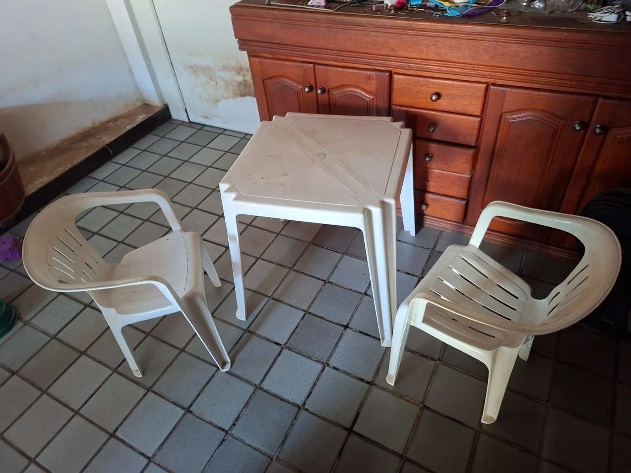 Vendo Cama de Solteiro + Cj de mesa c/ 2 cadeiras  - Foto 3