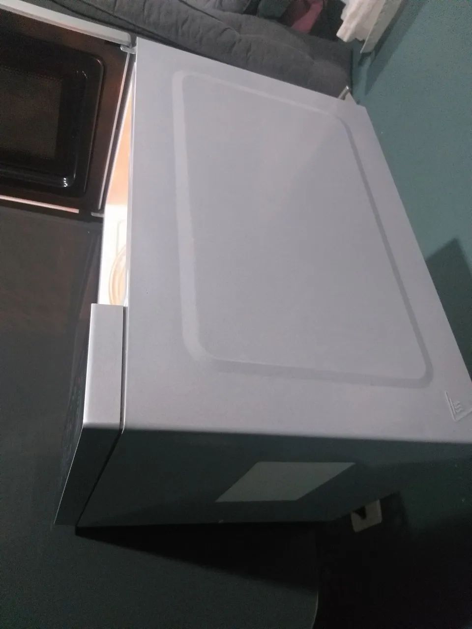 Microondas Philco 31 litros semi novo - Foto 4