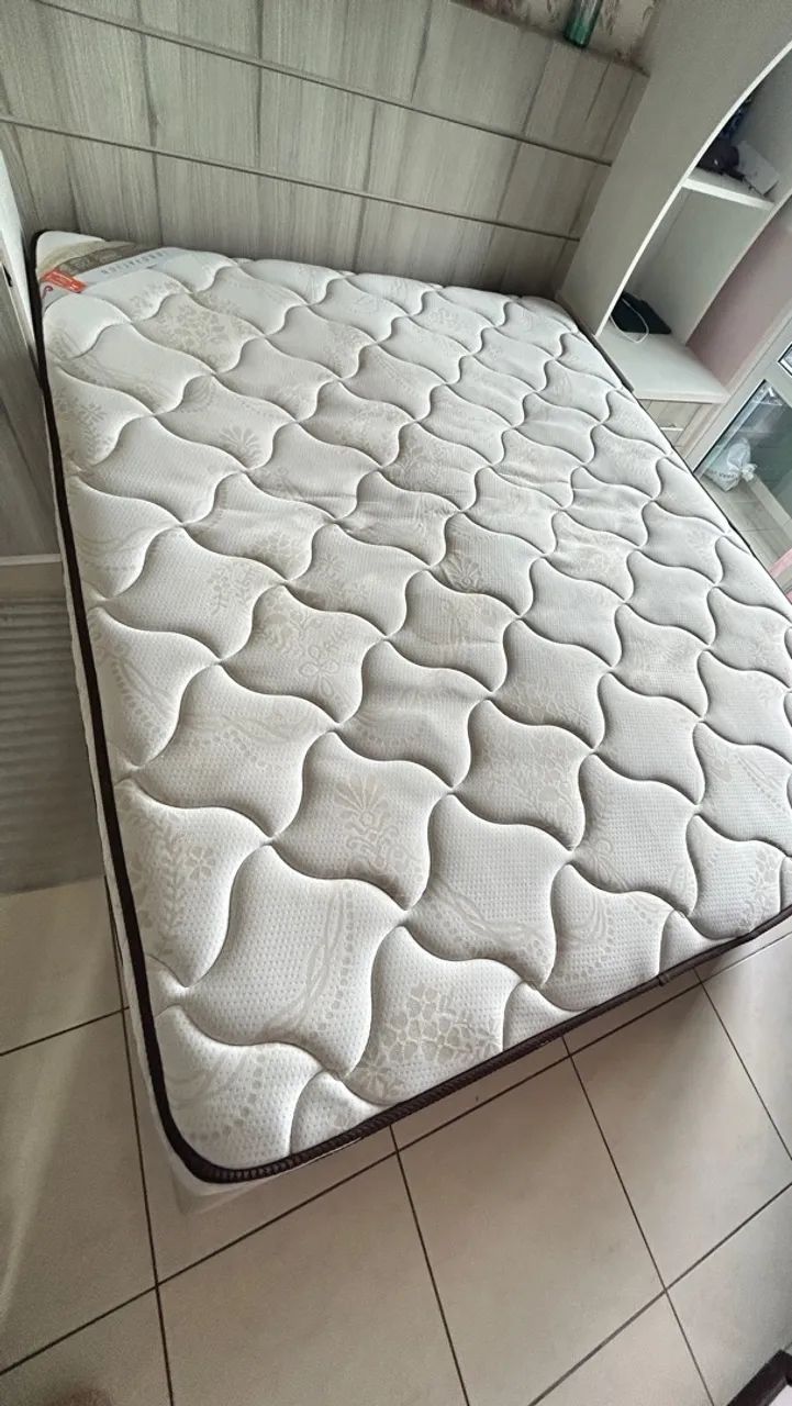 Vendo colchão Castor Queen size grátis pillow top