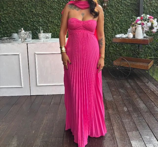 Vestido de festa rosa 