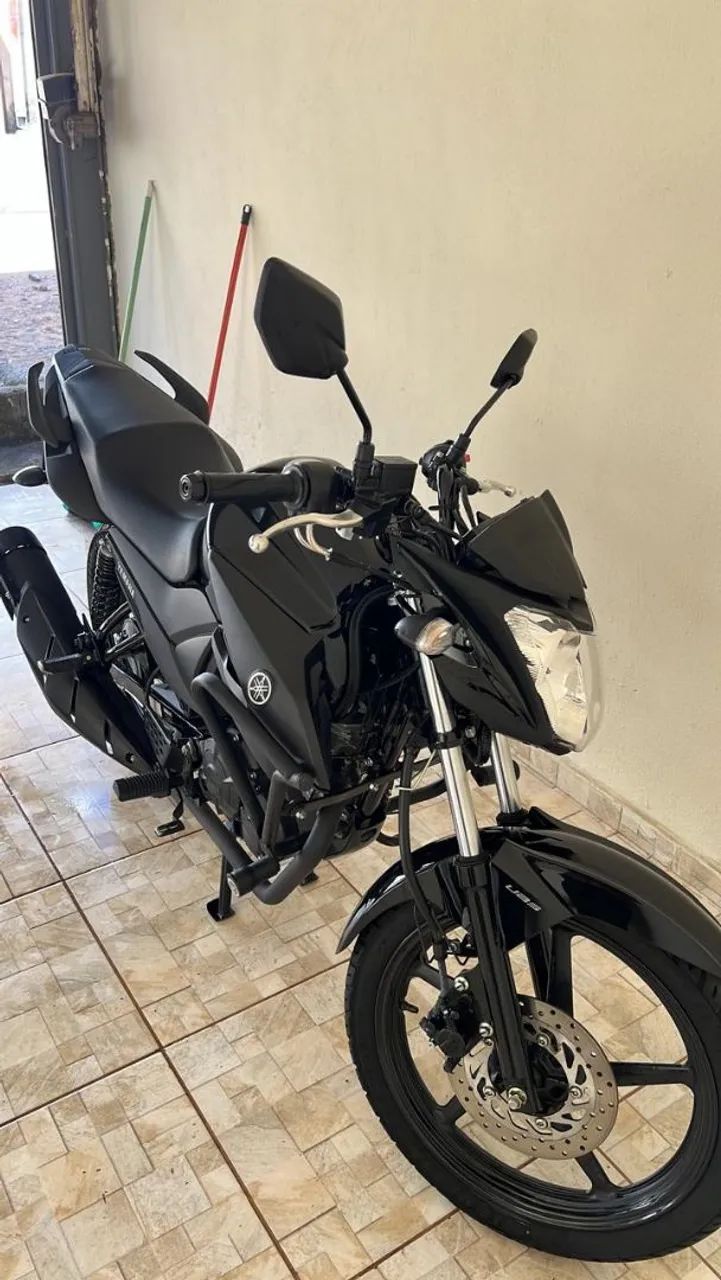 Fazer 150 pouco rodada 