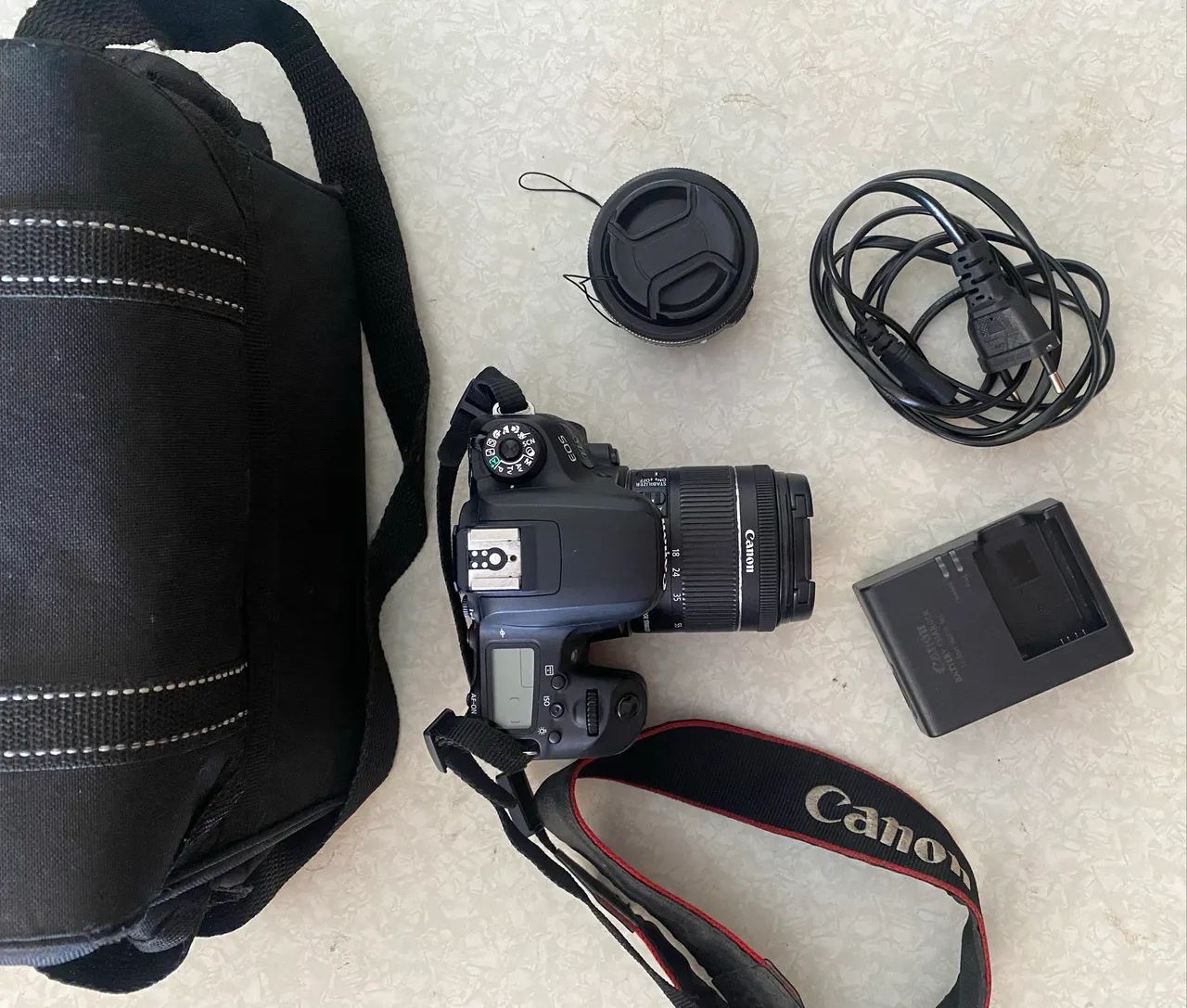 Cânon EOS 77D em perfeito estado - Foto 5