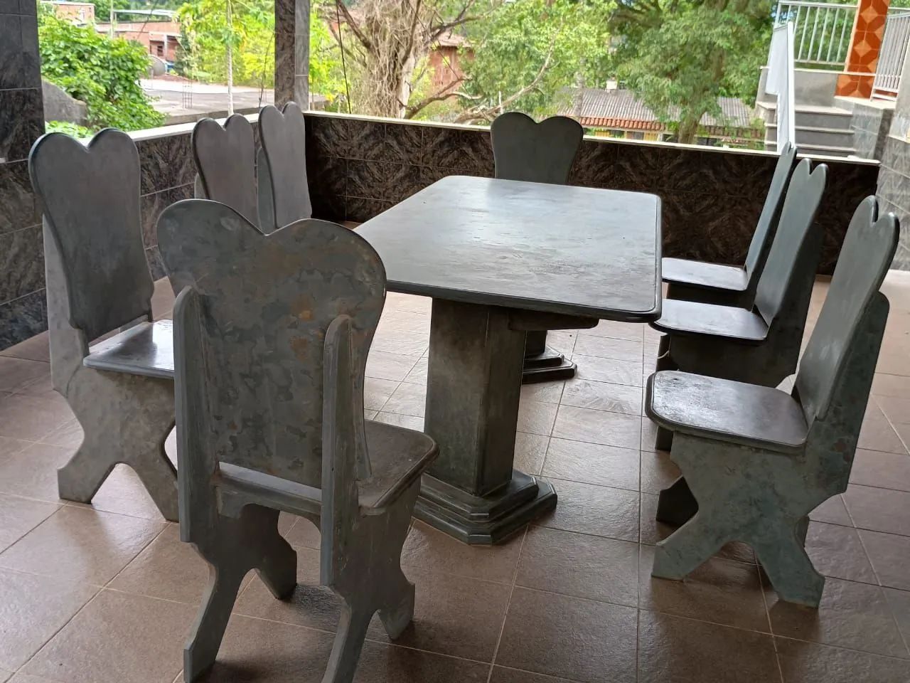 Mesa de ardose com 8 cadeiras. - Foto 3