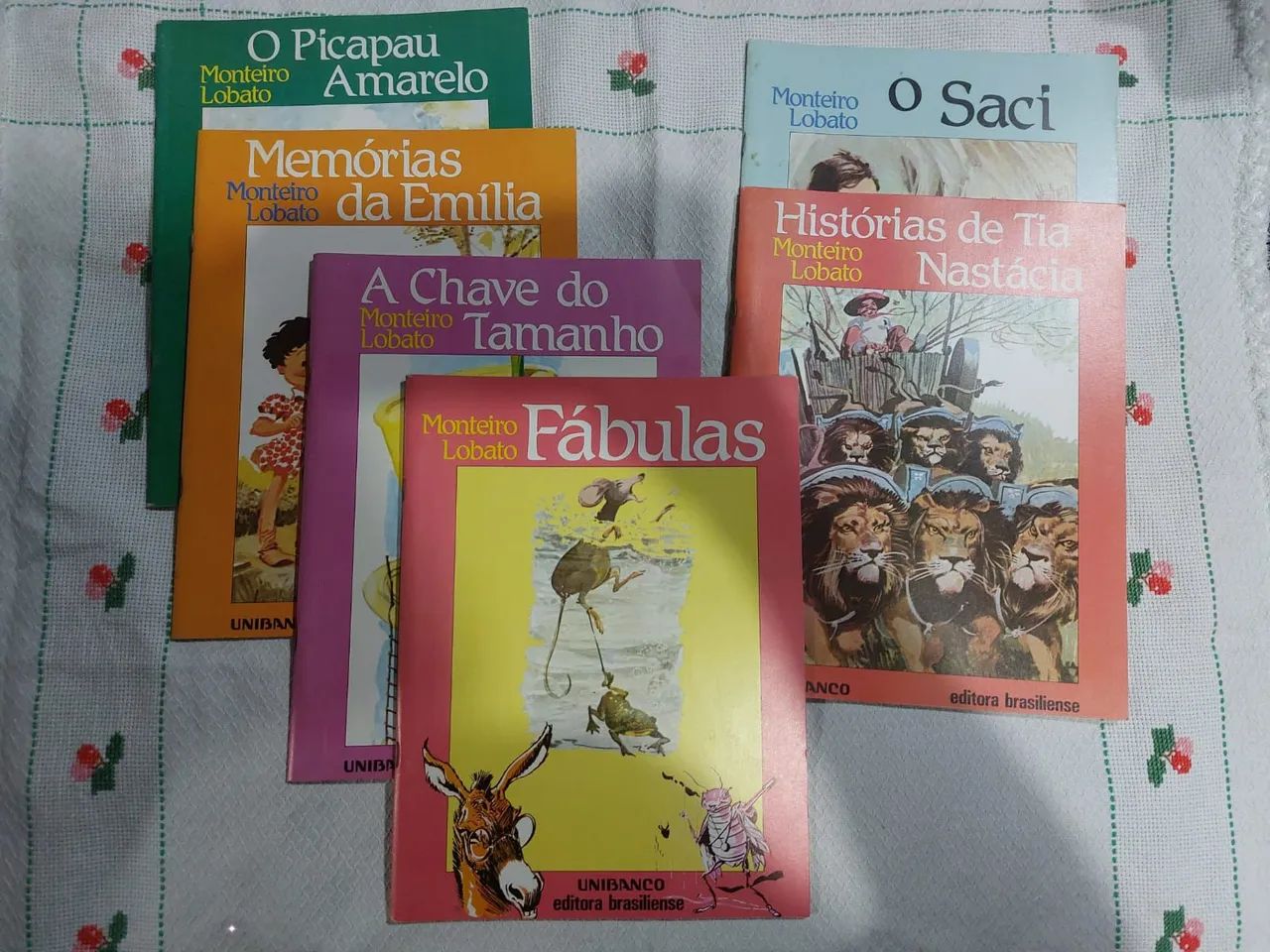 Lote livros promocionais unibanco Monteiro Lobato Sitio do Pica Pau Amarelo