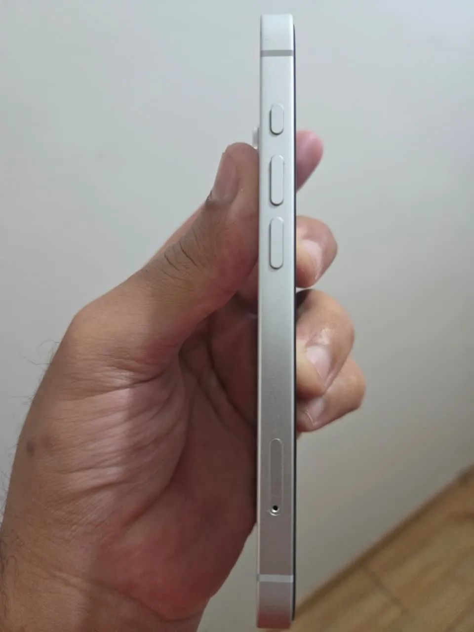 iPhone 16e + Capas na garantia Apple - Foto 5