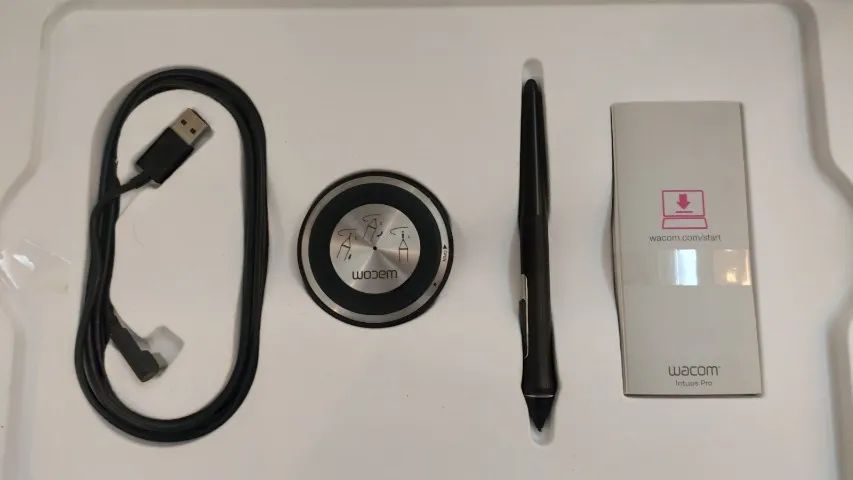 Wacom Intuos Pro Medium PTH-660 - Foto 5