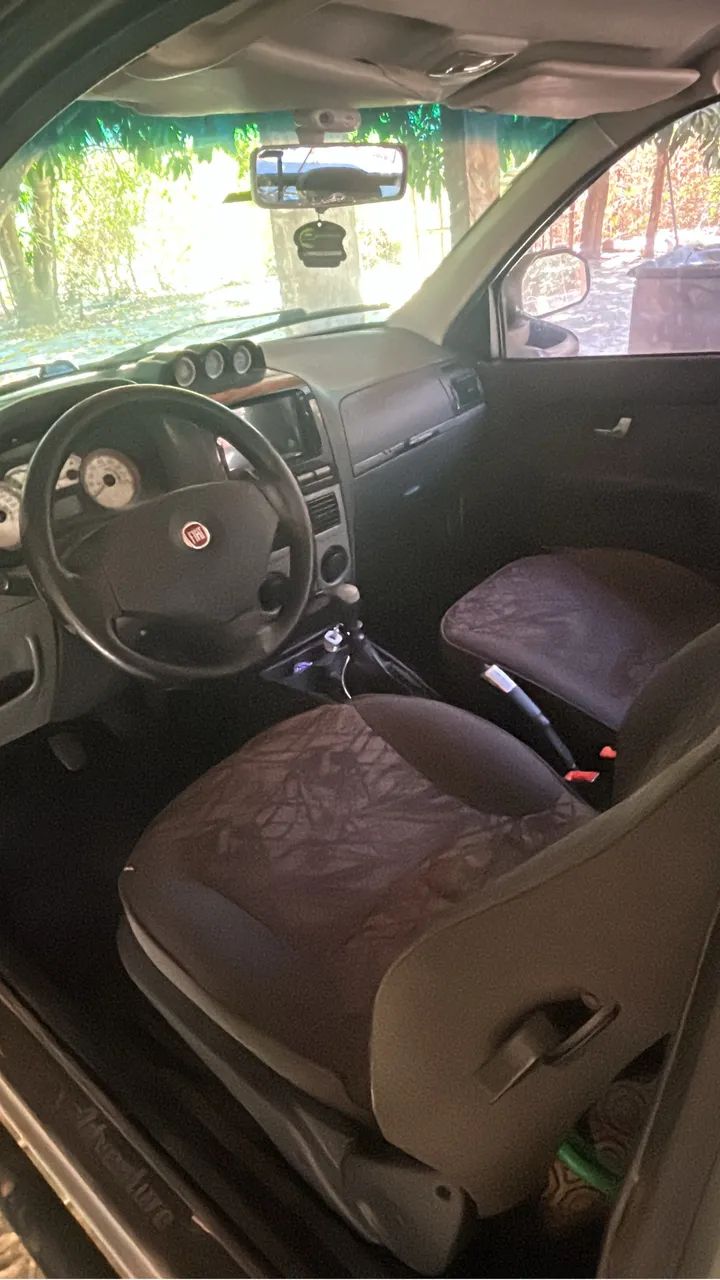 Fiat Strada Adventure1.8/ 1.8 Locker Flex CD 2010 - Foto 4
