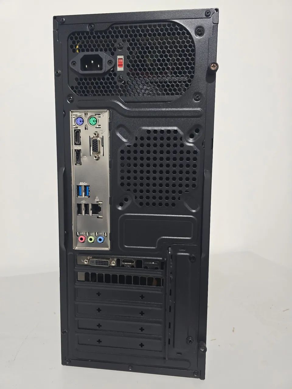 PC Gamer i5-11400; 16Gb; SSD NVMe 500Gb; Video RX-550 2Gb - Foto 3