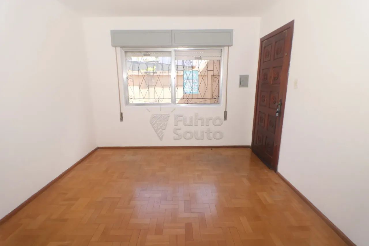 Apartamento com 2 dormitórios no Centro de Pelotas