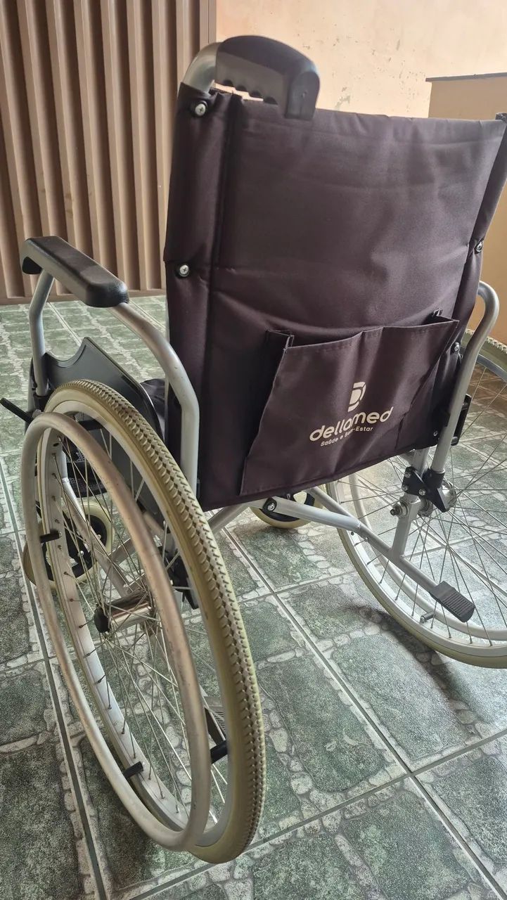 Cadeira de Rodas D600 DELLAMED (120kg) - Foto 5