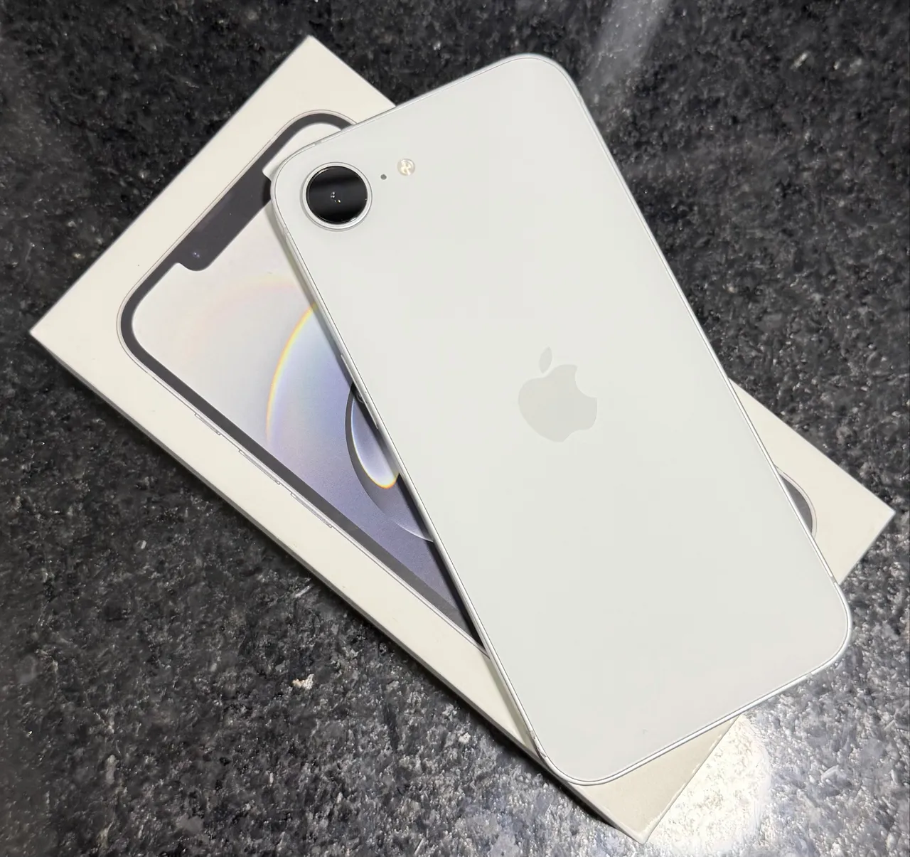 iPhone8 64㎇　White iPhone 8 64GB Branco | iCloud Livre | Funcionando | Aceito Cartão