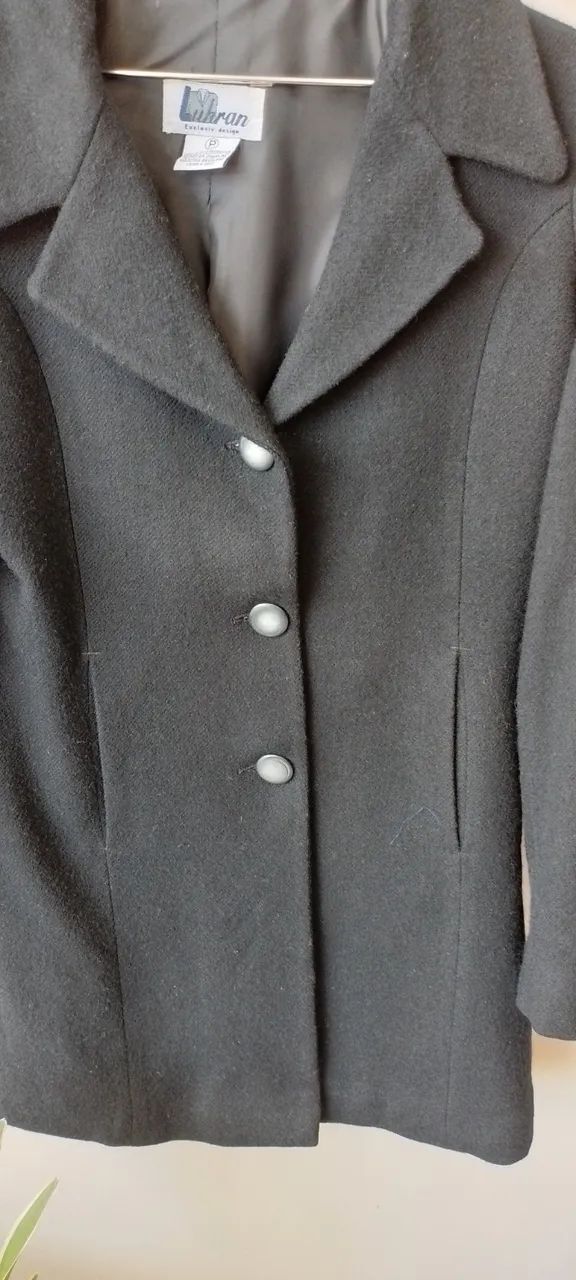 Blazer em malha e Casaco feminino lã preta - Foto 5