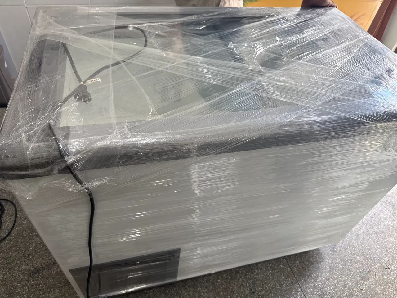 Freezer expositor 300L metalfrio  - Foto 4